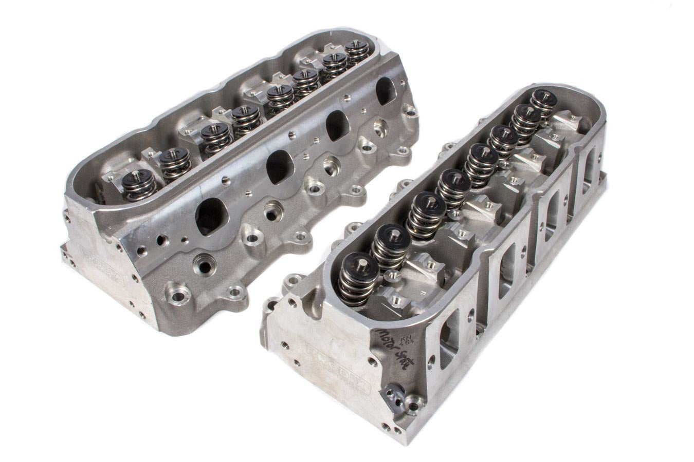 Cylinder Head - BR 7 - Assembled - 2.204 / 1.614 in Valves - 262 cc Intake - 71 cc Chamber - 1.350 in Springs - Aluminum - GM LS-Series - Pair