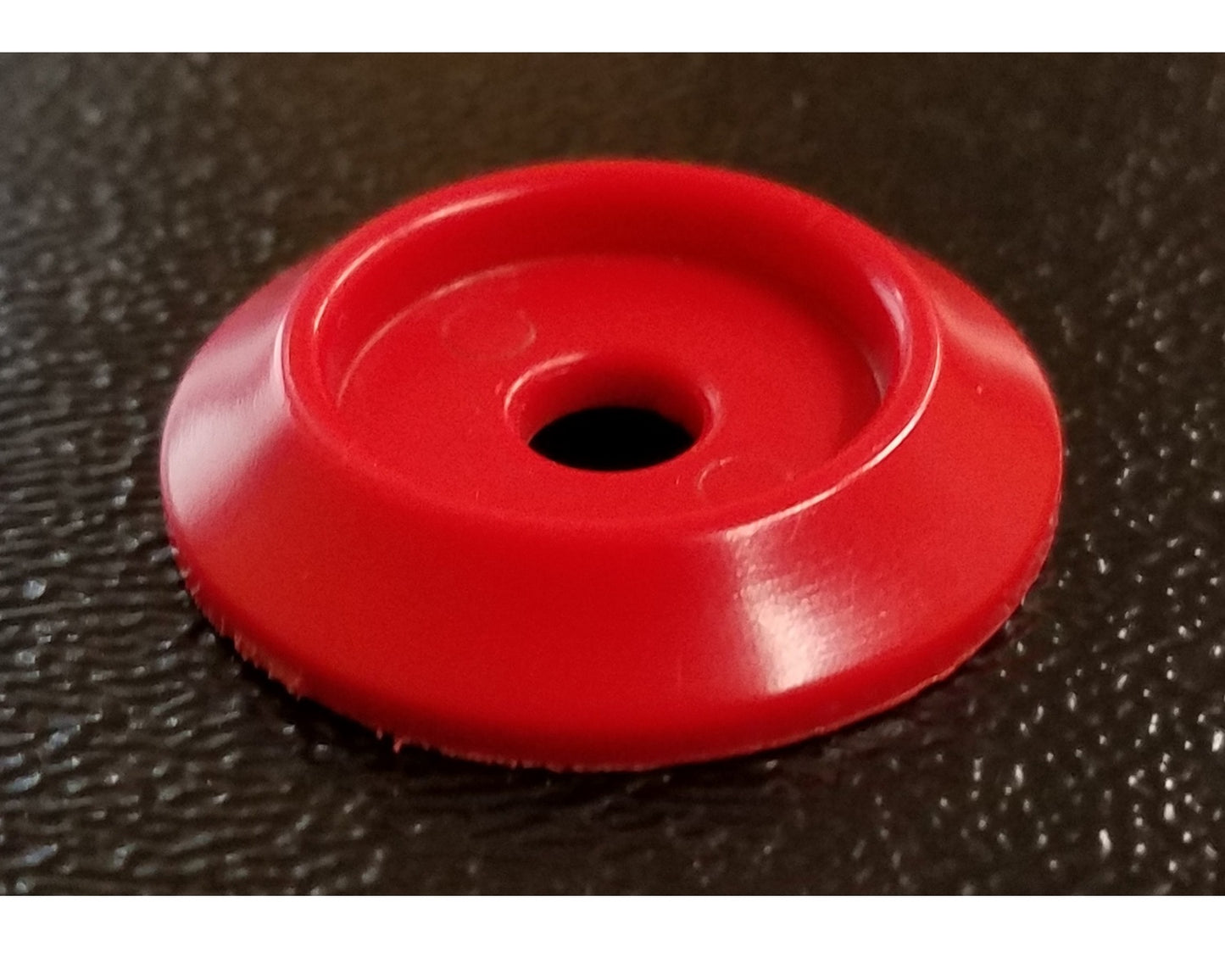 Countersunk Bolt Kit - 1/4-20 in Thread - 1.375 in Long - Hex Head - Countersunk Washers / Nuts - Plastic / Steel - Red - Set of 10
